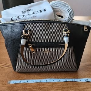 Brand NEW *Authentic* Coach Purse. With Duster Bag and Strap.